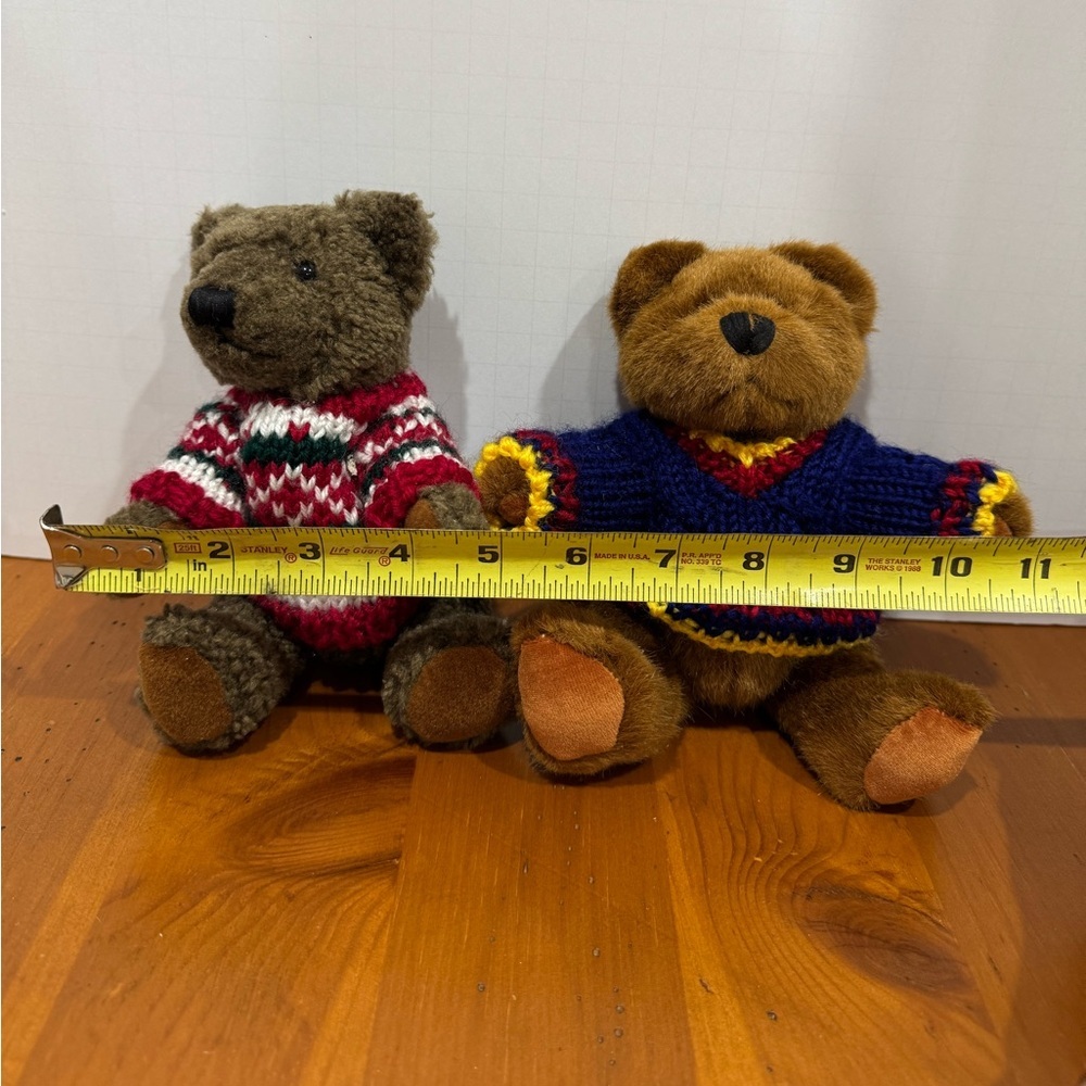 Hugfun International Vintage 2000 y2k teddy bears wearing sweaters - Picture 3 of 11
